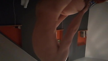 je la baise en doggy