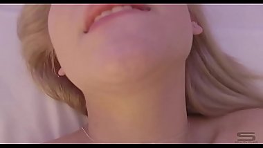 Babe -Valentina Davies masturbacion