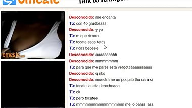 Morocha rica tetona de Omegle me enseÃ±a sus ricas tetas grandes
