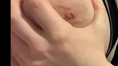 Foreplay leads to soaking wet teen pussy