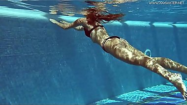 Tiffany Tatum super hot pool action