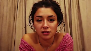 HOT #porn girlfriend Daisy Summers sweet babe gives #erotic countdown