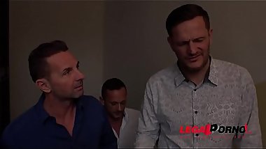 Ultra Nympho Rebecca Volpetti gets the Anal Gangbang of her Dreams FS039