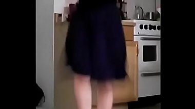 yeimy jovencita baila y se desnuda toda FULL video aqui:   http://bit.ly/2PFJWD7