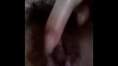 co b&eacute_ nhỏ miền qu&ecirc_ s&ocirc_ng nước :x