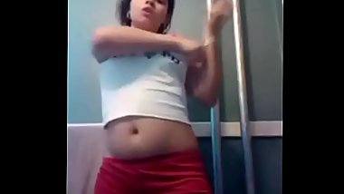 hermosa jovencita se masturba para su novio muy hot FULL video aqui:  http://bit.ly/2V49XgB