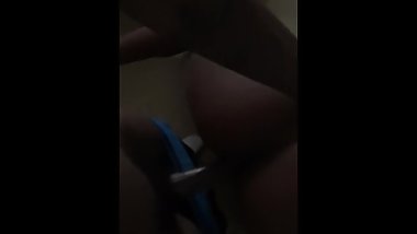 Ebony Teen Gets Pussy Stretched