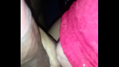 Gordinha de peitos enormes utilizada para chupar meu pau, vendou os olhos e caiu de boca (parte3)