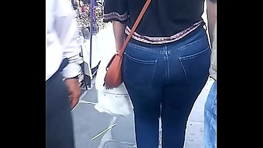 She has a big ass walking in tight jeans