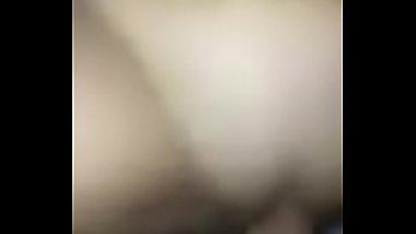 Cojiendo con putita universitaria