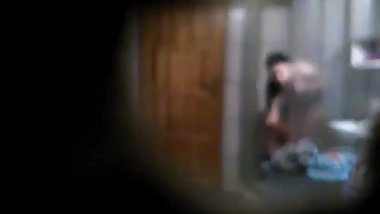 podglondanie siostry