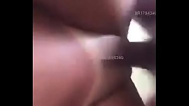 Fudendo e gozando em prostituta no motel