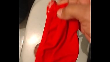 Calcinha gozada da cunhada ..