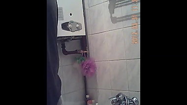 Dumb roommate caught on hidden cam without knowning