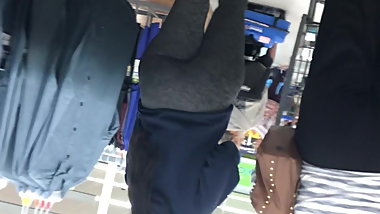 Big booty Puerto Rican in spandex