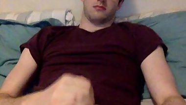 UK Slut Does A Camshow