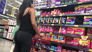 Gravida de leg e amiga safada