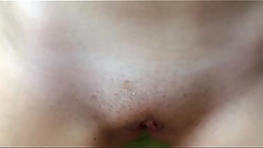 estaba dormida y me coji a mi prima