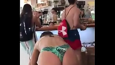 De biquini no saqu&atilde_o mais em: bit.ly/hotgirlssite