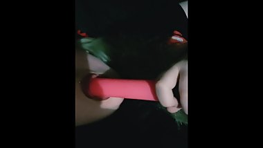 watch me gag and fuck myself with a dildoâ™¡