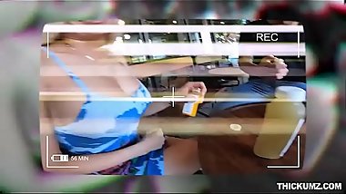 Pervy Blondie Bouncing Juicy Ass