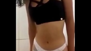 rica putica deja ver todo para su novio y ella gime  FULL video aqui:  http://bit.ly/2J2HtBZ