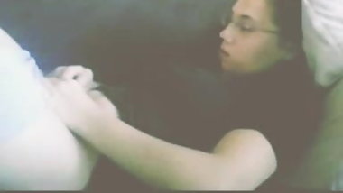 girl masturbating in bed