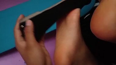 Girlfriend feet, shoe removal