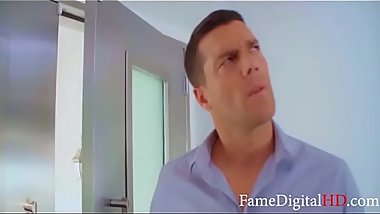 Teenage cutie gets uncle'_s mature cock