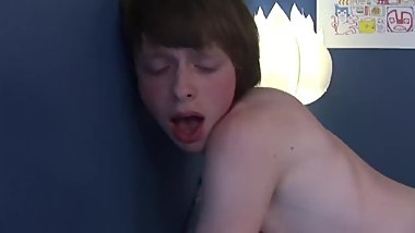 Teenboy Jesse Starr fucked by Devon