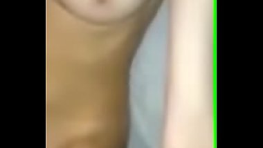 shy teen amateur fucking with boyfriend at their parents'_ house FULL FREE IN http://bit.ly/2VN490a