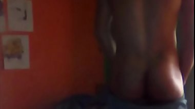 Peruanito Moreno frente a la camara