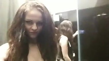 Nederlands meisje in H&M