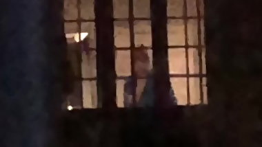 Neighbor voyeur 3 - face visible non nude