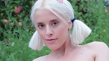 blonde cutie cherry