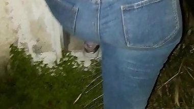 Big ass recorded while hiking