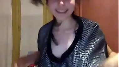 MI NOVIA ME LA CHUPA  VIDEO COMPLETO AQUI: http://boxlink.us/NMnDVtlR