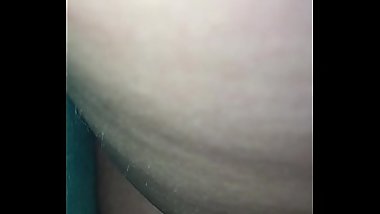 Filmando a minha mulher bebada dormindo