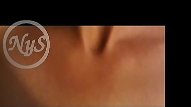 Ninf&oacute_mana Gimiendo cerca del Orgasmo