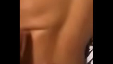 Dice que rico papi dame duro por el culo