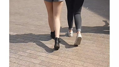 Teen ass - Zipped Skirt