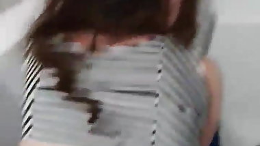 Je fume et je la prend en levrette