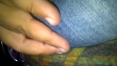 TOCANDO NALGAS ESTUDIANTE BUS