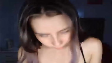 Como se le retuercen los Ojos de placer a  la Miserable.