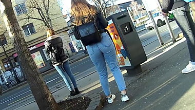3 Wonderful Teen Asses (Candid 13.02.2019)