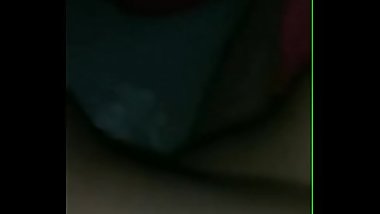 Model Izzy Raymer Creaming on Dick